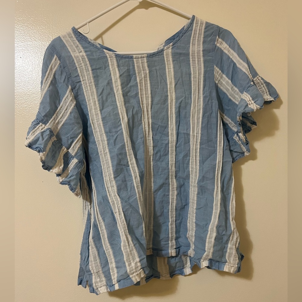 BP blue and white shirt